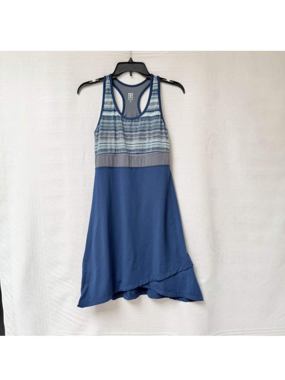 Title Nine Women Sm Blue White Gray Buttah Dress Racerback Built In Bra No Pads